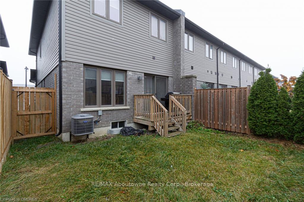 Photo 20 of Unit 25, 30 Times Square Blvd, Hamilton, Stoney Creek Mountain — HOMEH