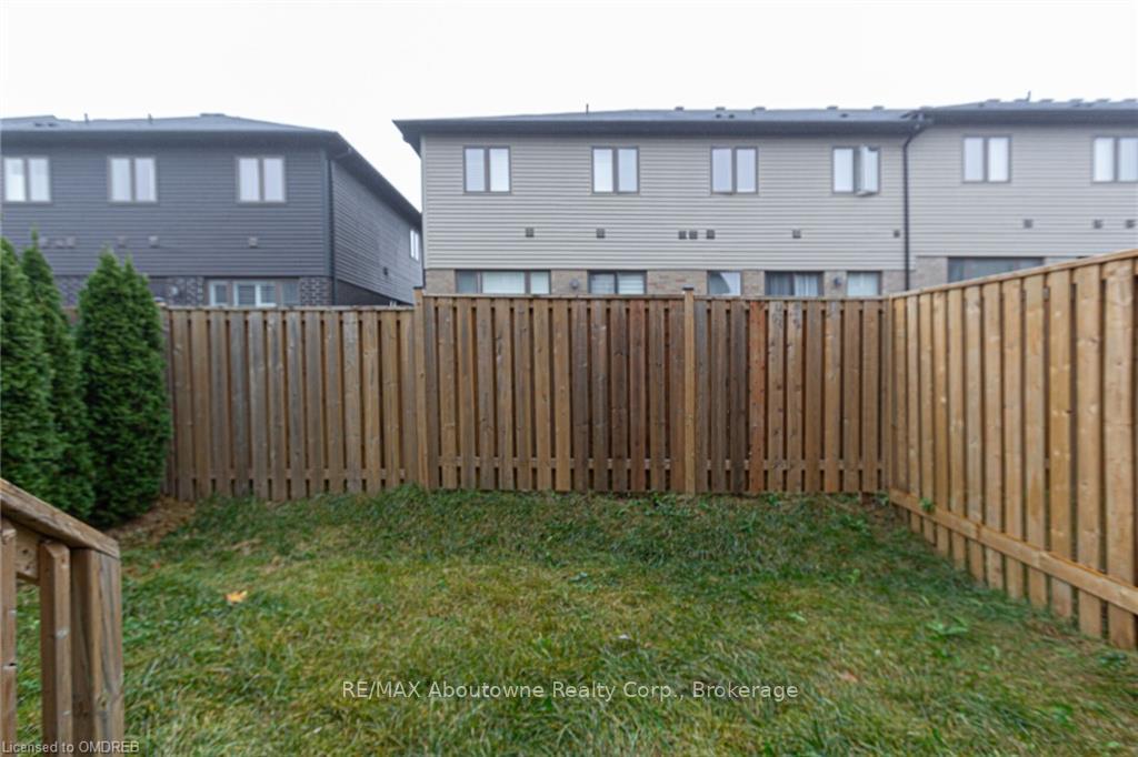 Photo 22 of Unit 25, 30 Times Square Blvd, Hamilton, Stoney Creek Mountain — HOMEH