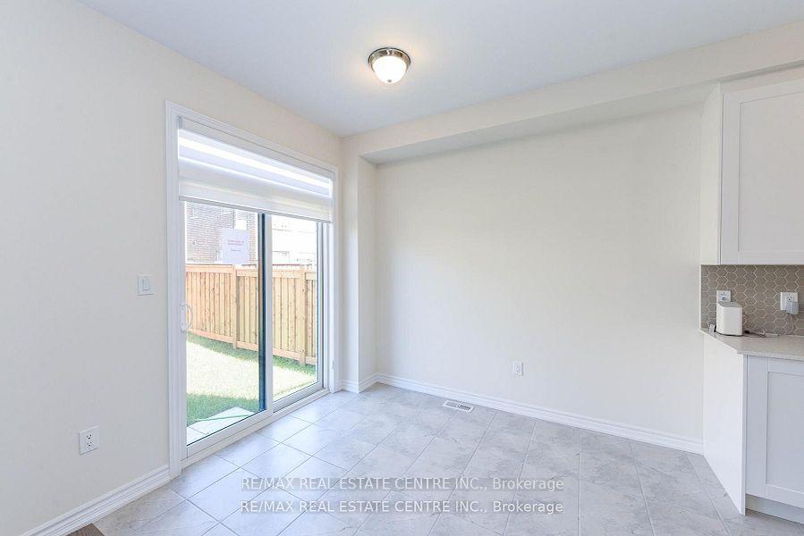 Photo 35 of 611 Bearberry Place, Milton, Cobban — HOMEH