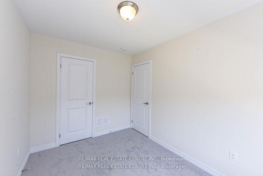 Photo 29 of 611 Bearberry Place, Milton, Cobban — HOMEH