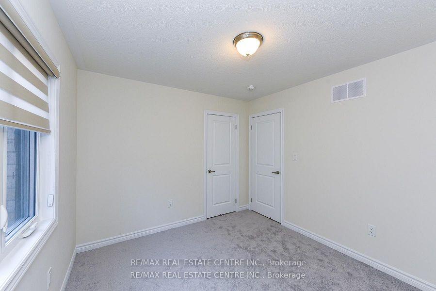 Photo 31 of 611 Bearberry Place, Milton, Cobban — HOMEH
