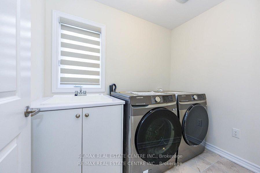Photo 30 of 611 Bearberry Place, Milton, Cobban — HOMEH