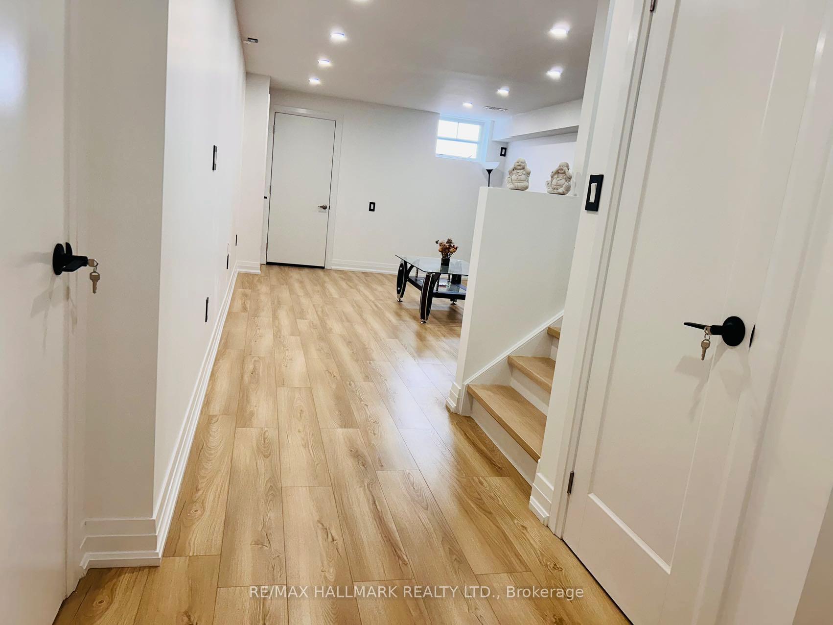 Photo 2 of Unit BSMT, 3 London Plane Drive, Markham, Berczy — HOMEH
