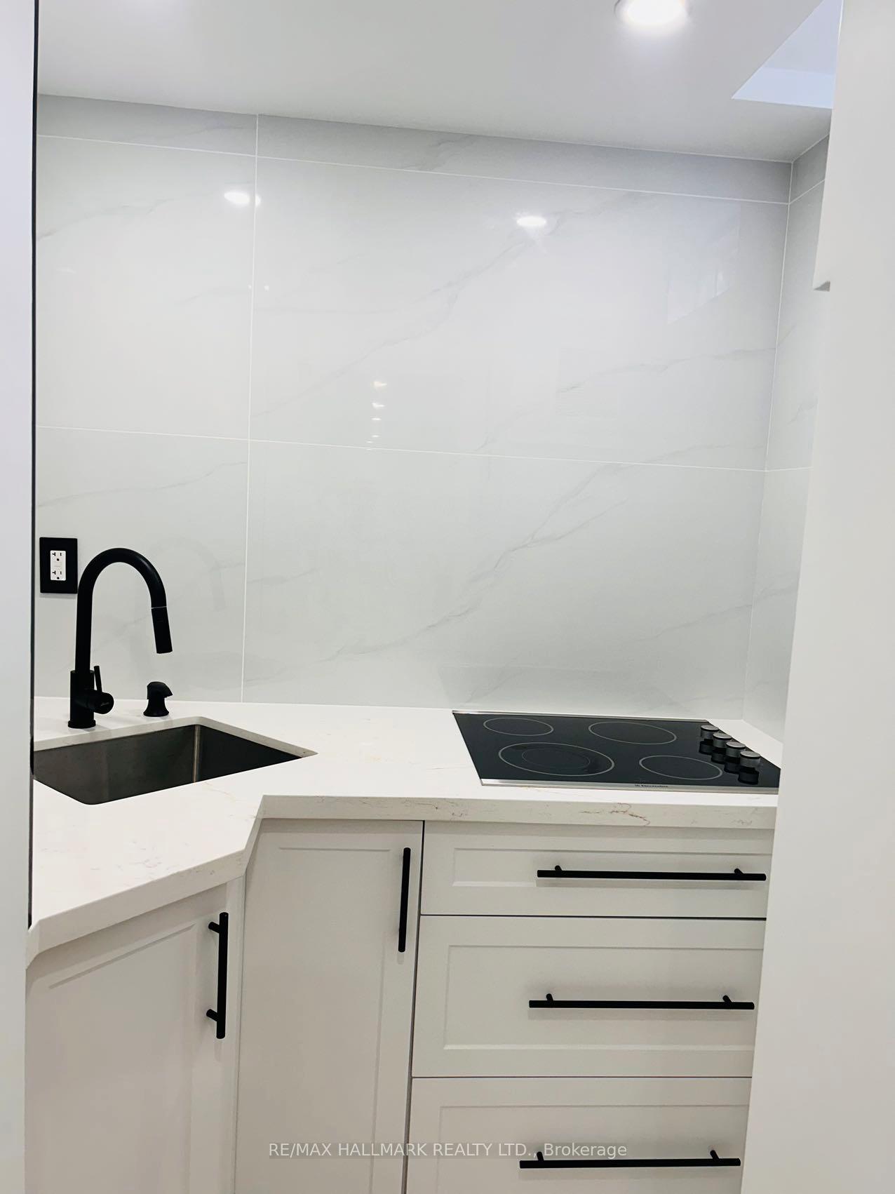 Photo 7 of Unit BSMT, 3 London Plane Drive, Markham, Berczy — HOMEH