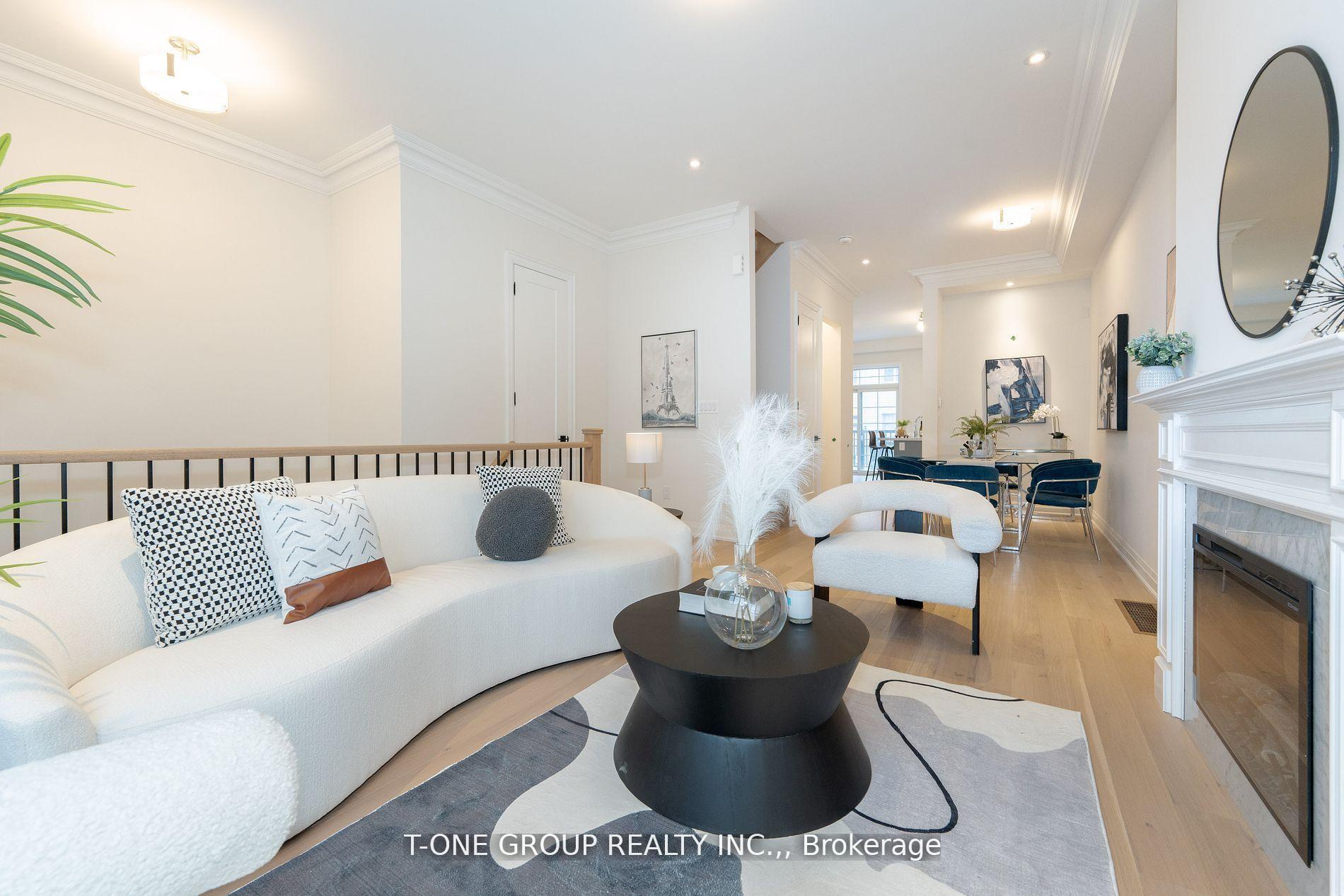 Photo 6 of 3 Bright Terrace Way, Markham, Angus Glen — HOMEH