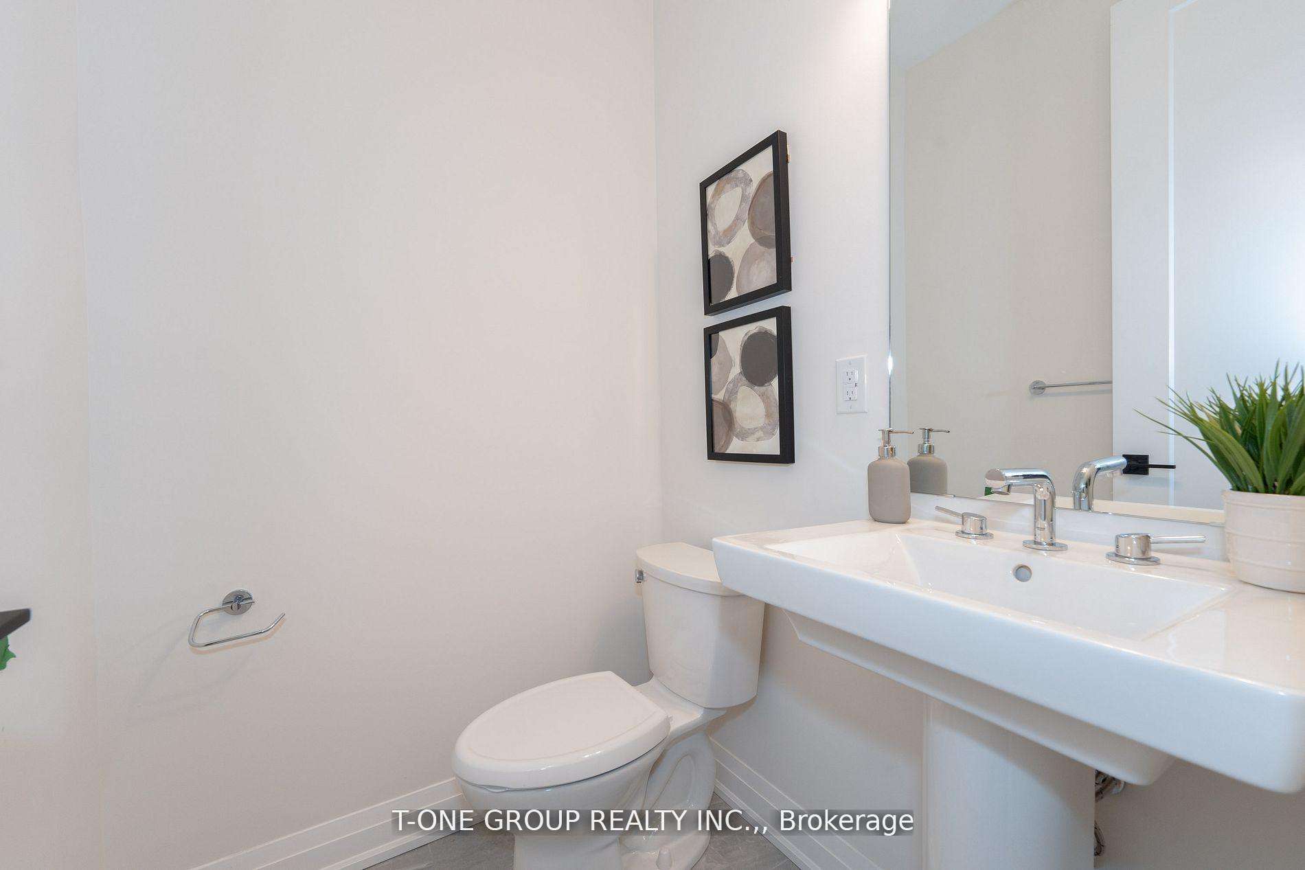 Photo 12 of 3 Bright Terrace Way, Markham, Angus Glen — HOMEH