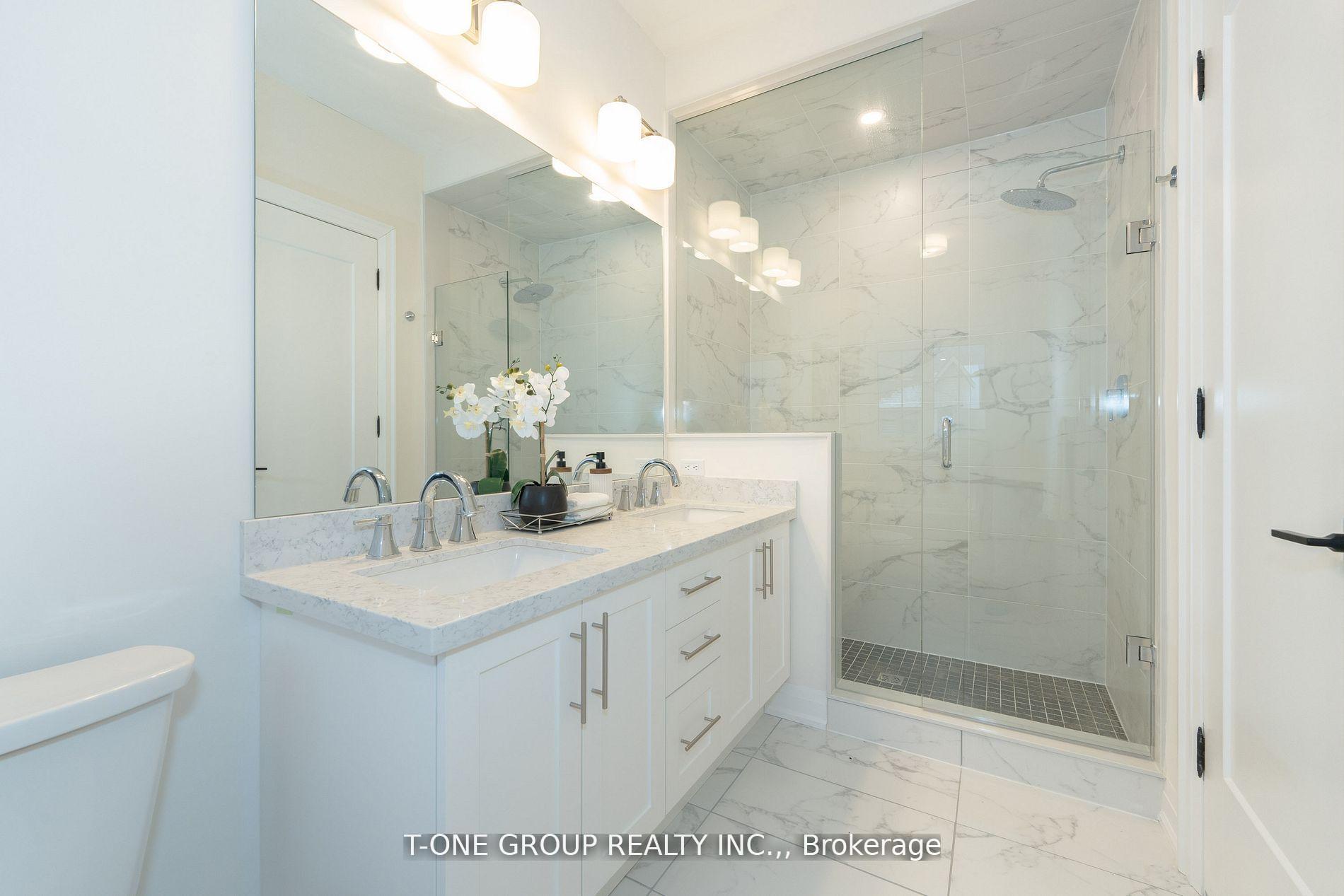 Photo 15 of 3 Bright Terrace Way, Markham, Angus Glen — HOMEH