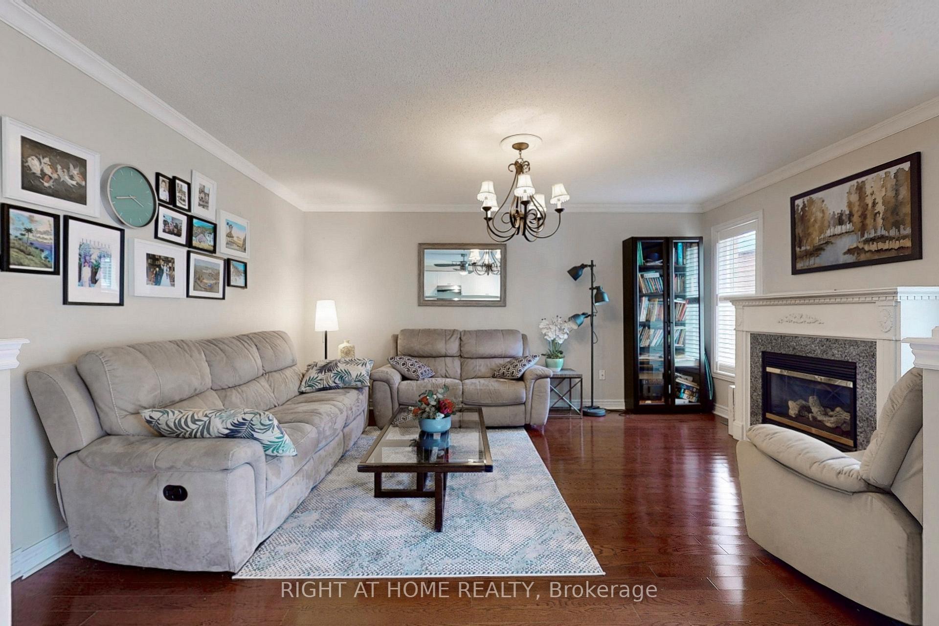Photo 15 of 204 Everett Street, Markham, Wismer — HOMEH
