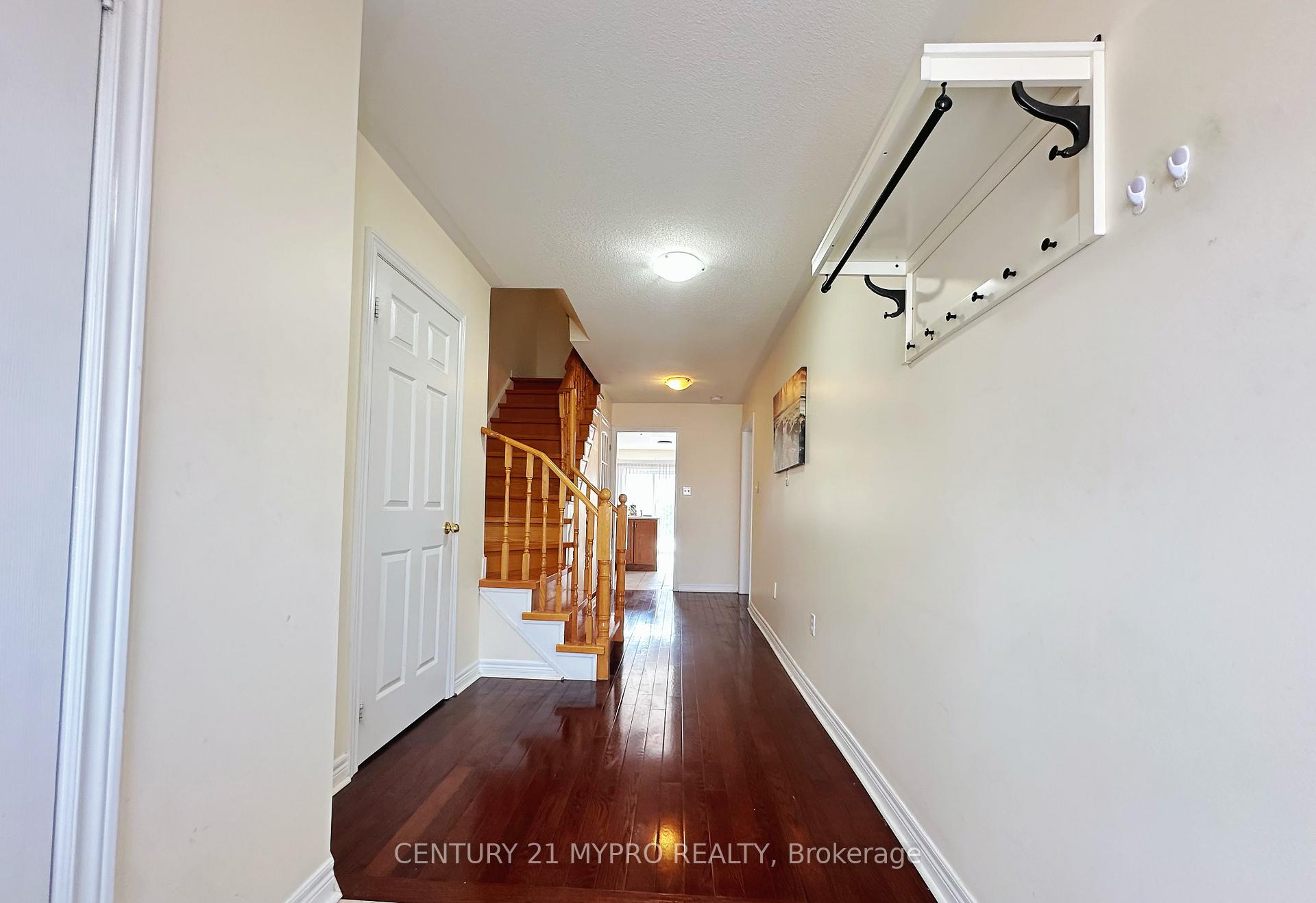 Photo 2 of 63 Bianca Drive, Markham, Village Green-South Unionville — HOMEH
