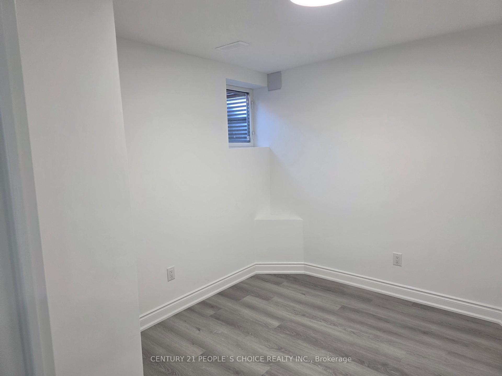 Photo 12 of Unit Basement, 457 Landsborough Avenue, Milton, Scott — HOMEH
