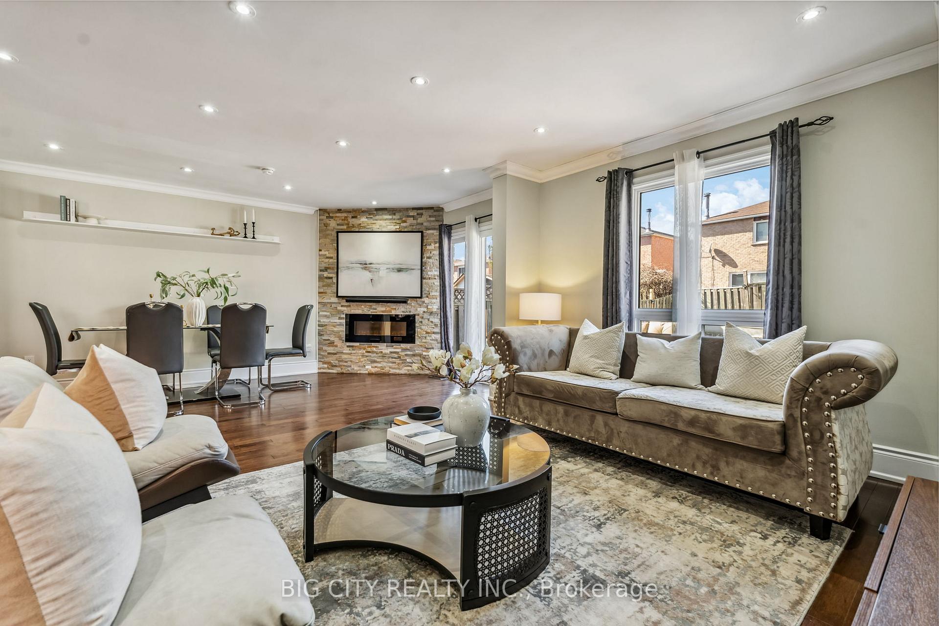 Photo 18 of 22 Silverthorne Road, Markham, Milliken Mills East — HOMEH