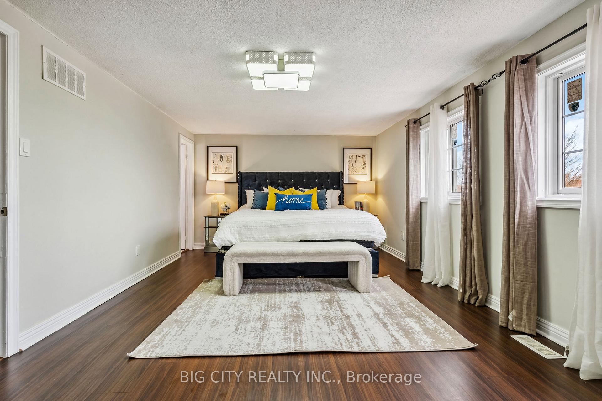 Photo 31 of 22 Silverthorne Road, Markham, Milliken Mills East — HOMEH