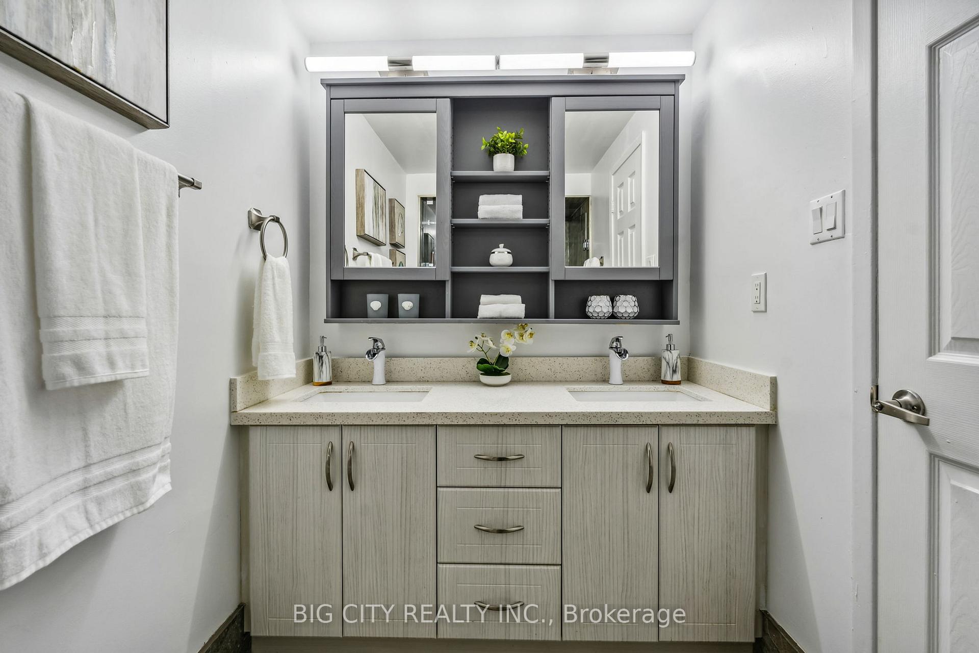 Photo 36 of 22 Silverthorne Road, Markham, Milliken Mills East — HOMEH