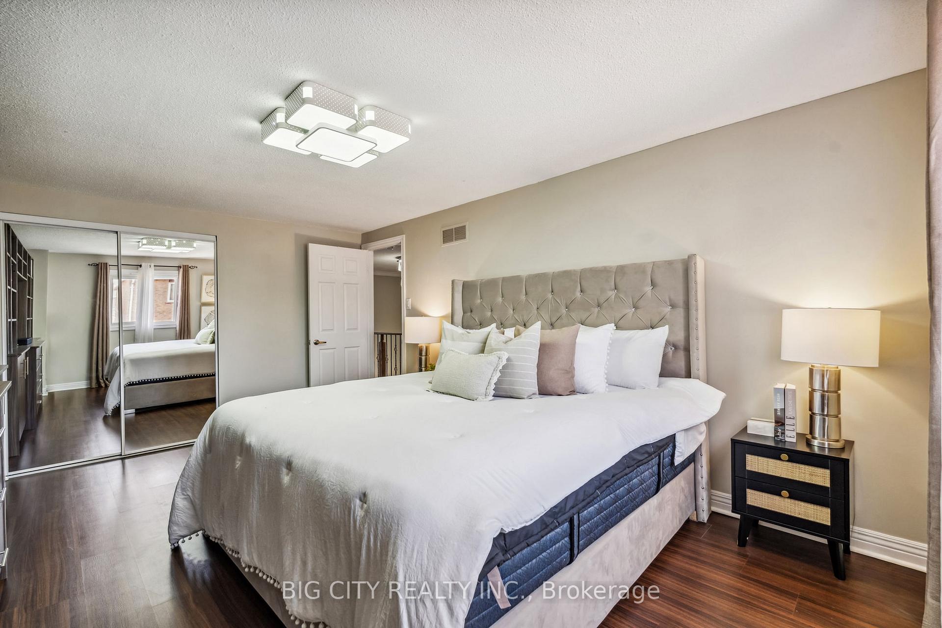 Photo 39 of 22 Silverthorne Road, Markham, Milliken Mills East — HOMEH