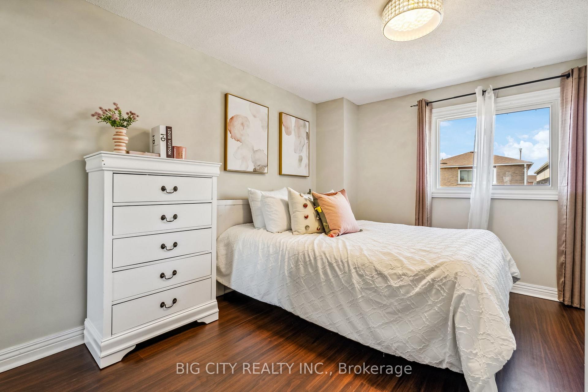 Photo 40 of 22 Silverthorne Road, Markham, Milliken Mills East — HOMEH