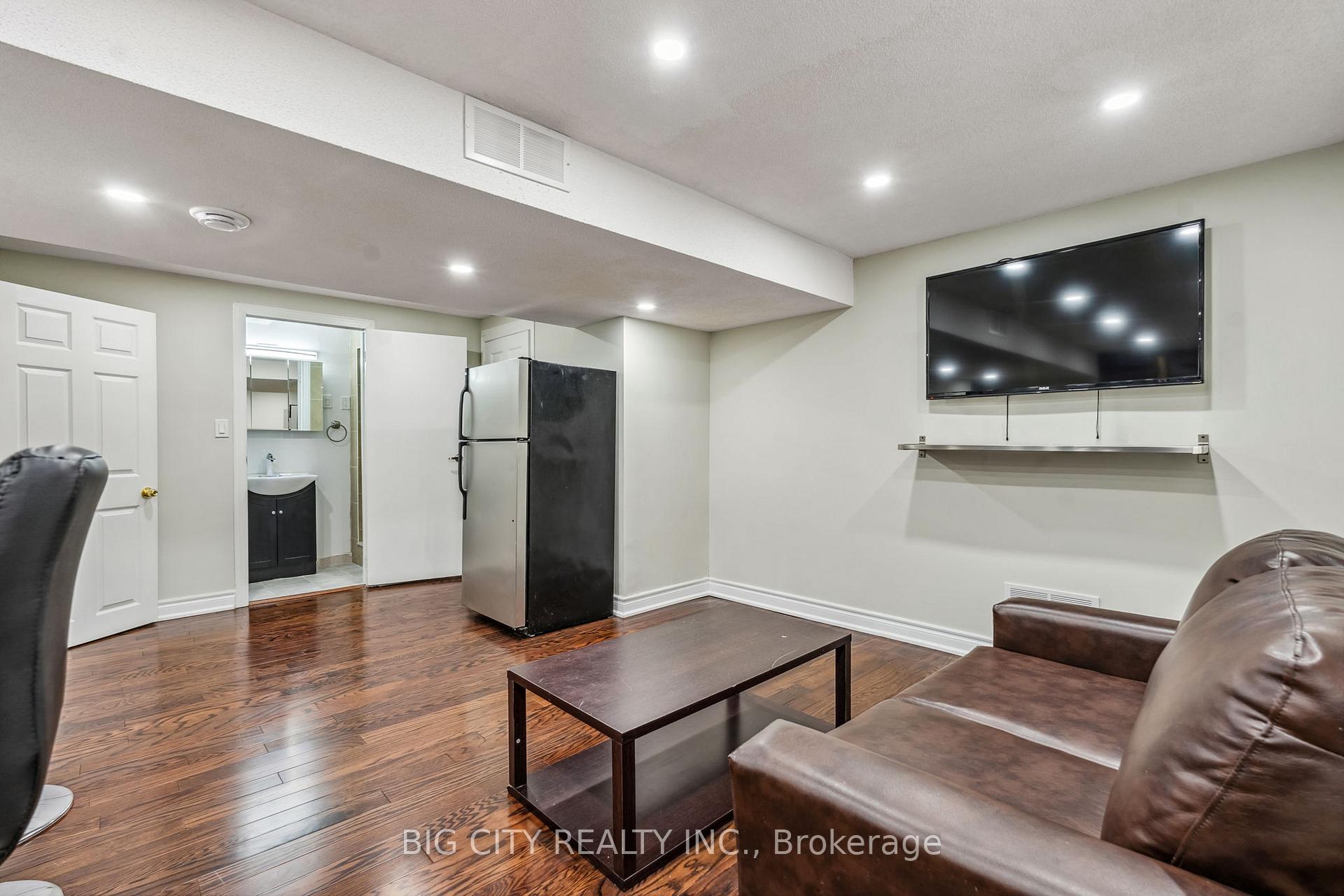Photo 46 of 22 Silverthorne Road, Markham, Milliken Mills East — HOMEH