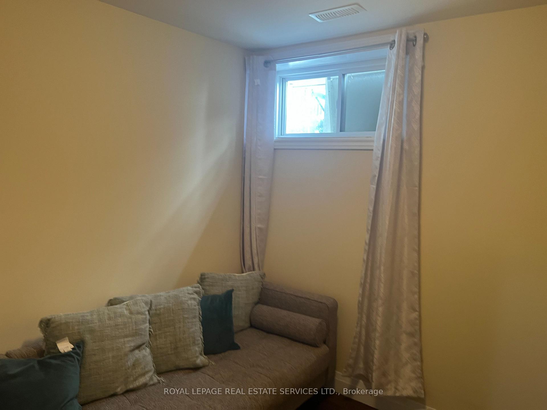 Photo 13 of Unit 2, 614 West 5th Street, Hamilton, Yeoville — HOMEH