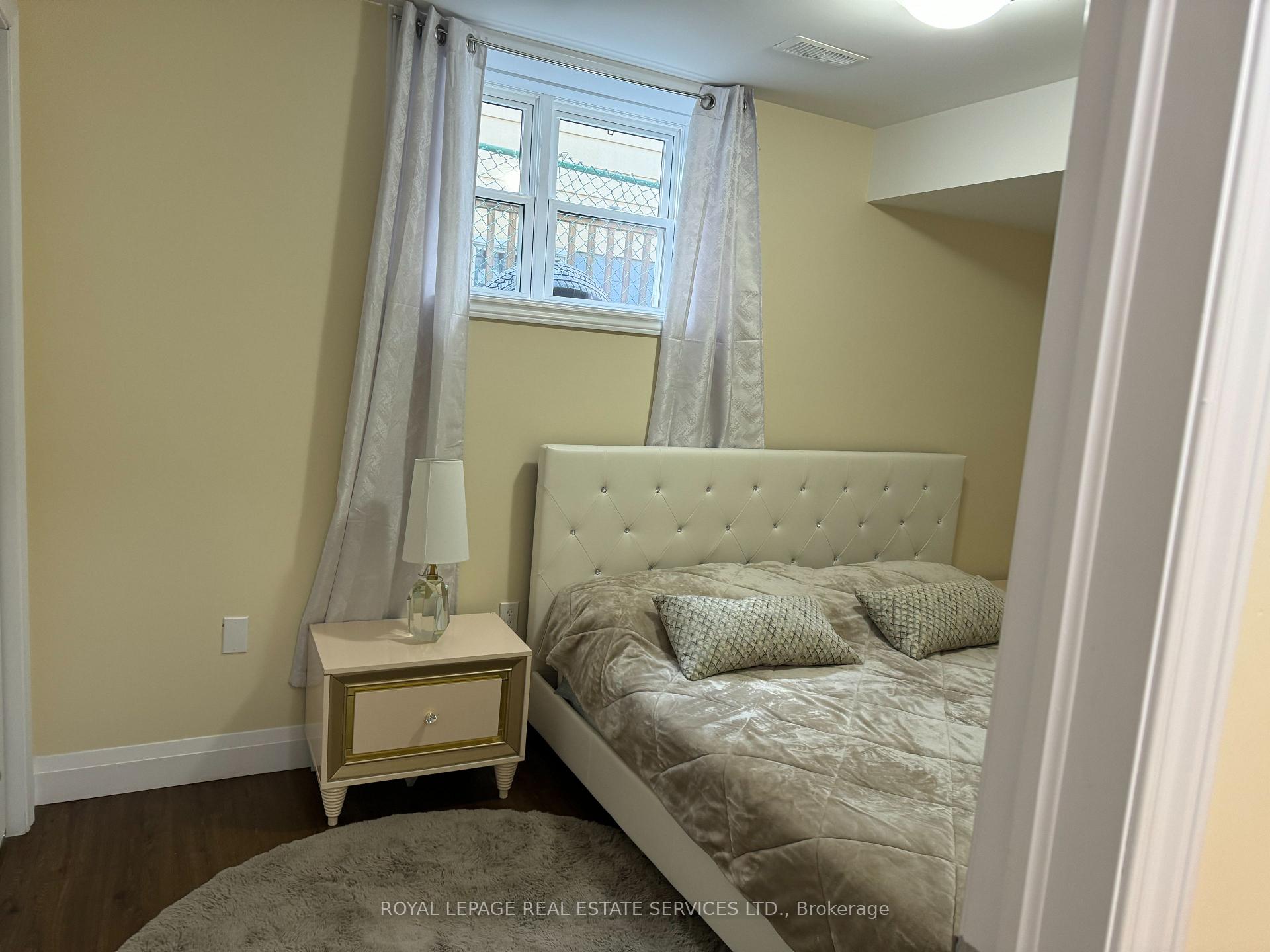Photo 15 of Unit 2, 614 West 5th Street, Hamilton, Yeoville — HOMEH