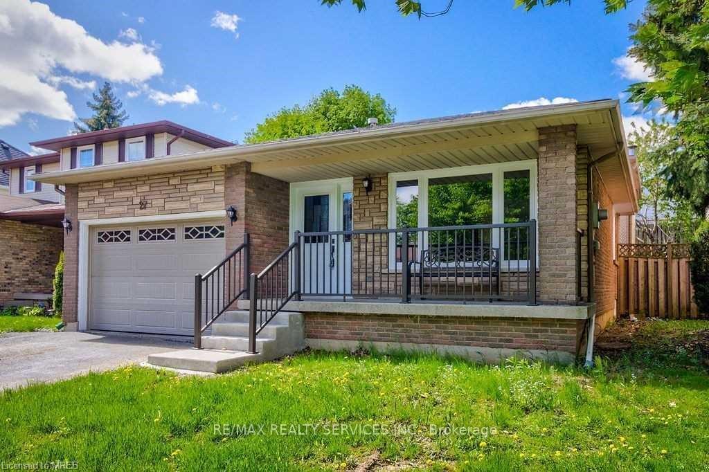 Photo 1 of 27 Novoco Drive, Hamilton, Gurnett — HOMEH