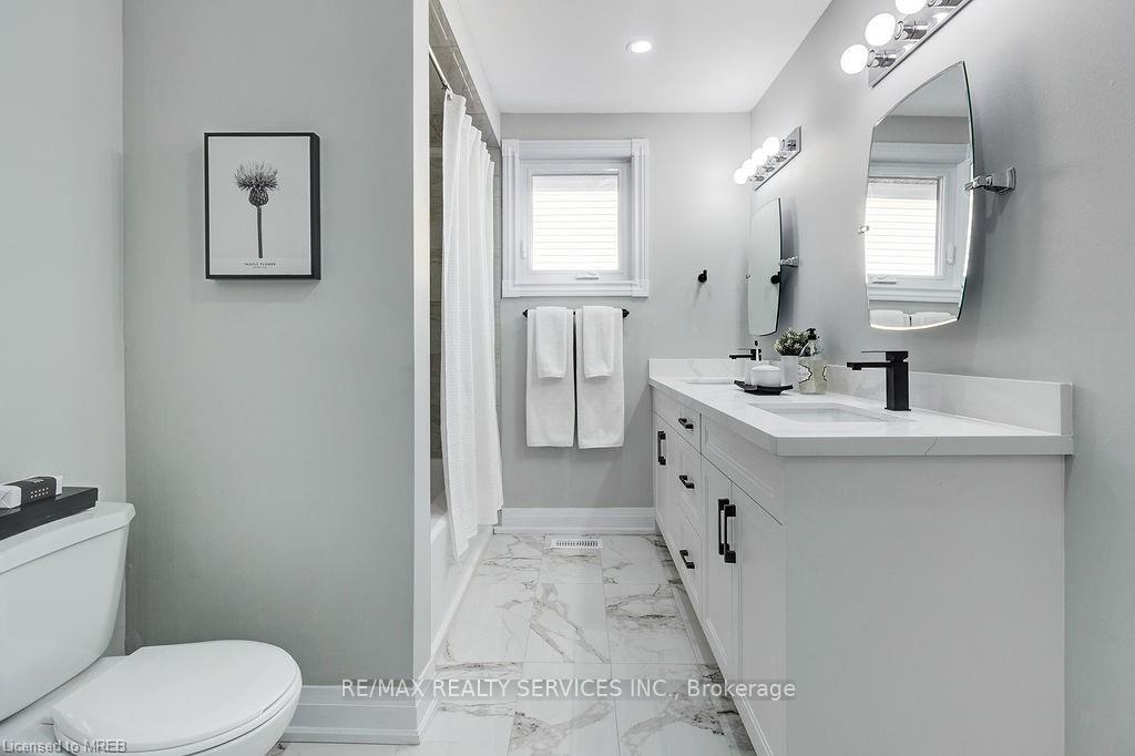 Photo 26 of 27 Novoco Drive, Hamilton, Gurnett — HOMEH
