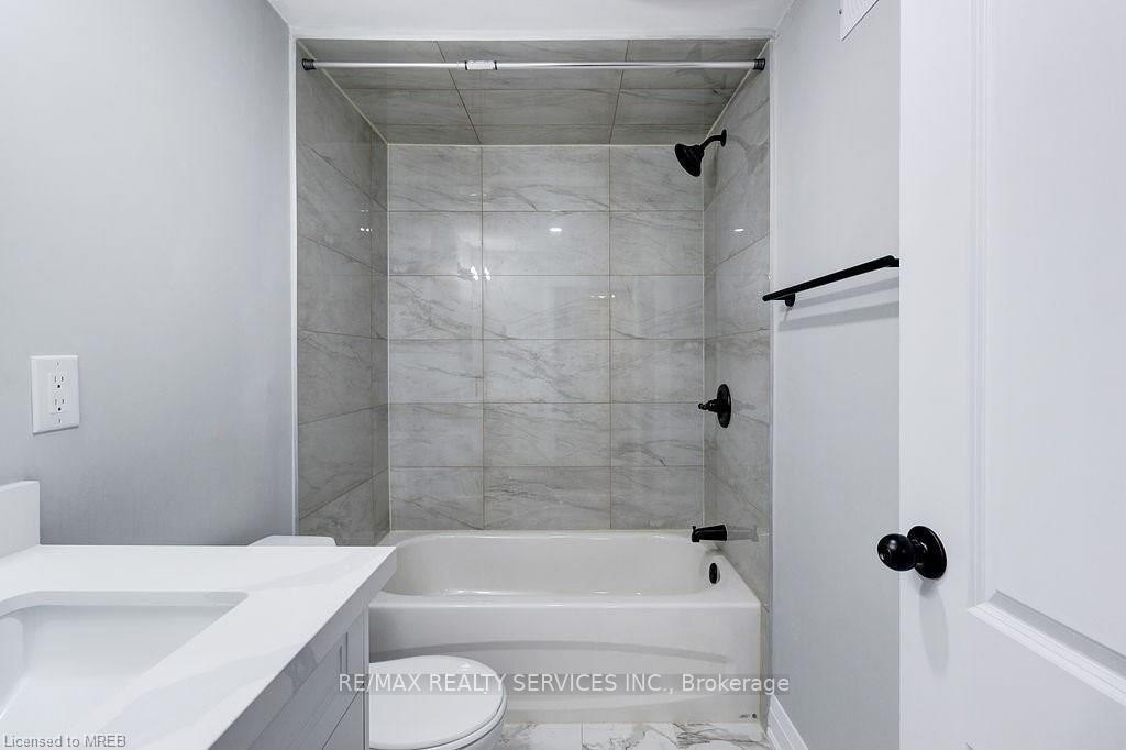 Photo 34 of 27 Novoco Drive, Hamilton, Gurnett — HOMEH