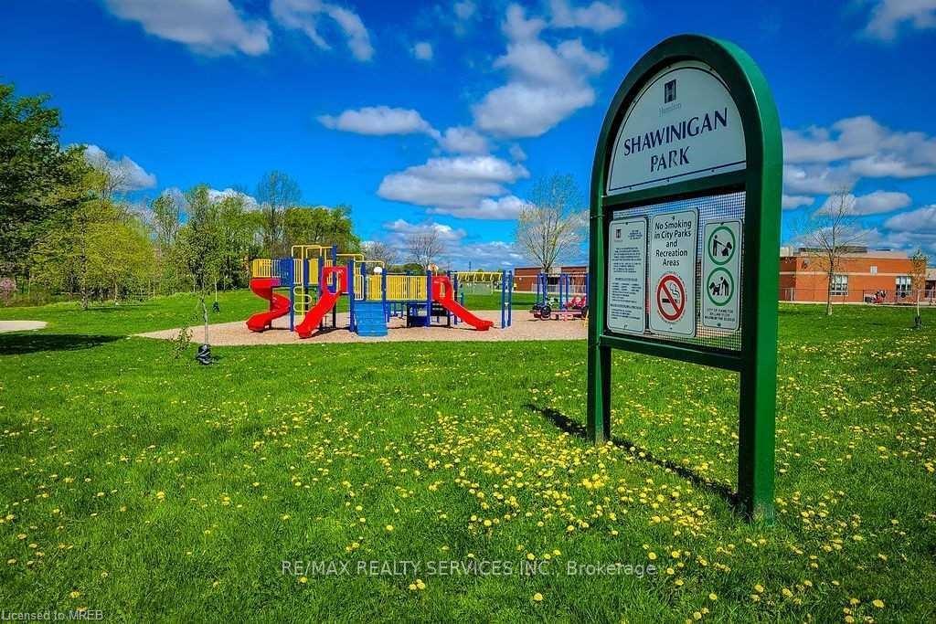 Photo 40 of 27 Novoco Drive, Hamilton, Gurnett — HOMEH