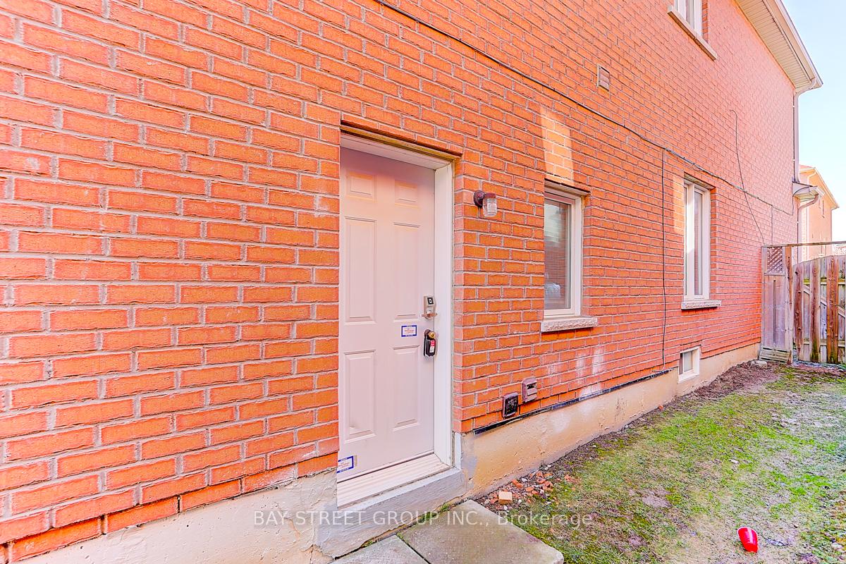 Photo 2 of Unit Bsmt, 40 Bethany Street, Markham, Cedarwood — HOMEH