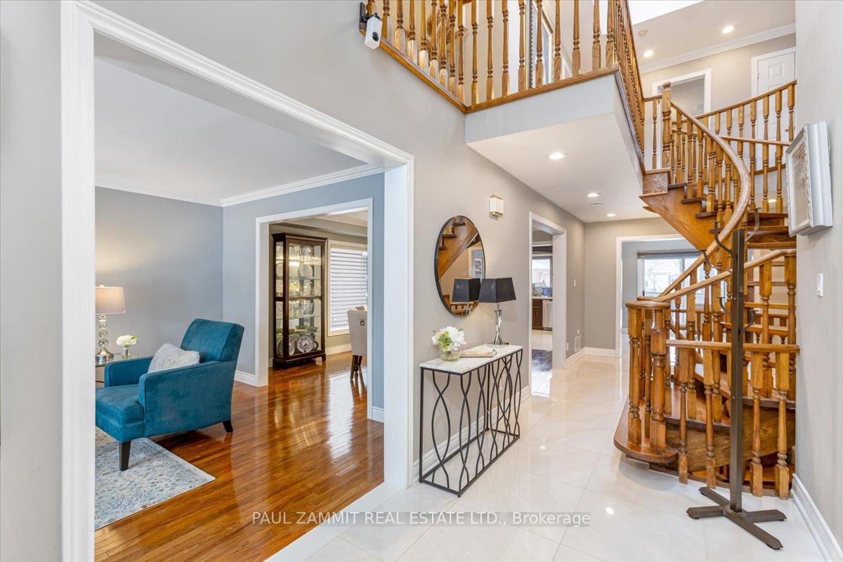 Photo 3 of 71 Morgan Avenue, Markham, Thornhill — HOMEH