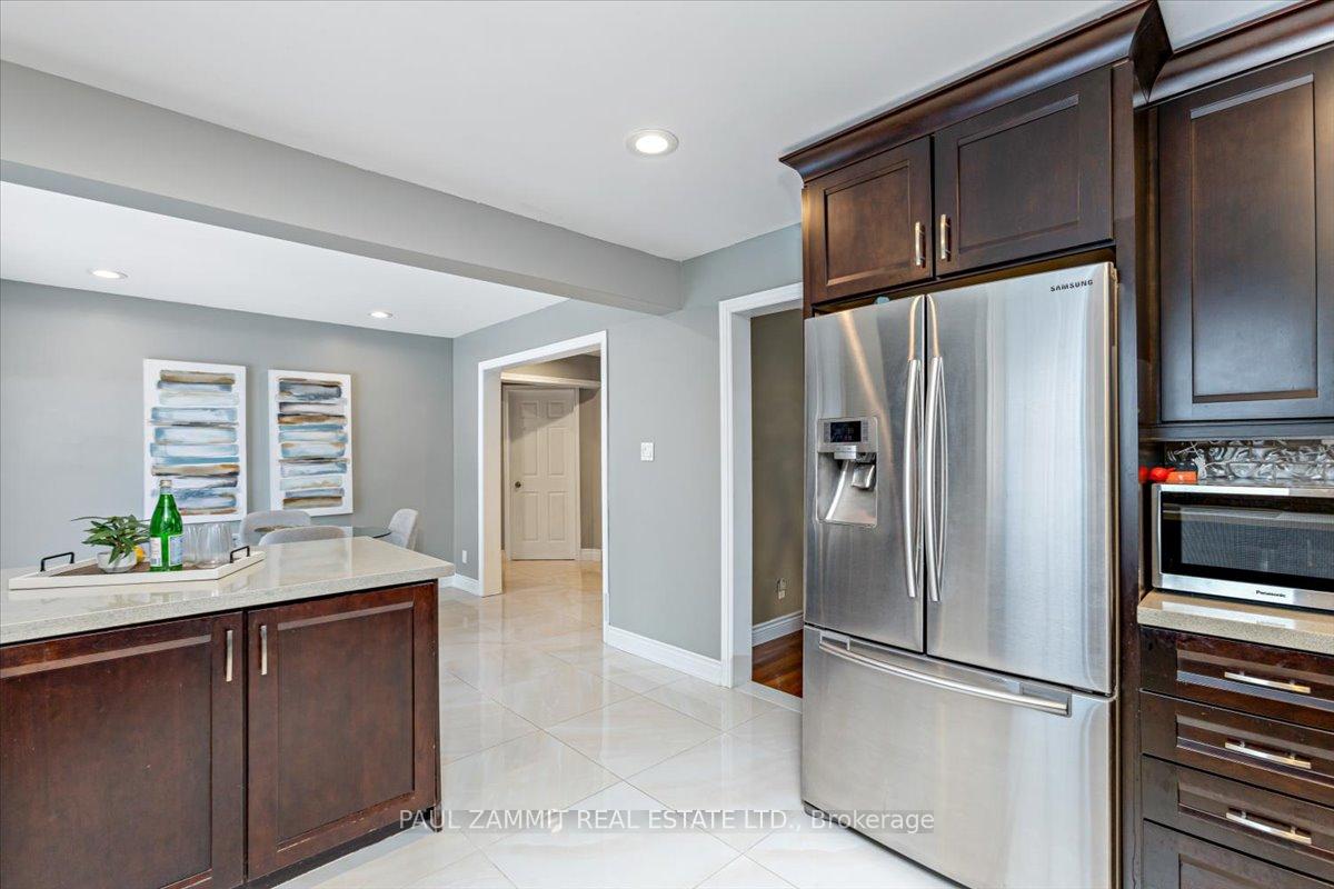 Photo 9 of 71 Morgan Avenue, Markham, Thornhill — HOMEH