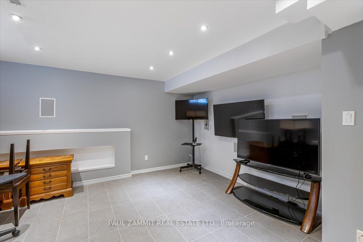 Photo 34 of 71 Morgan Avenue, Markham, Thornhill — HOMEH
