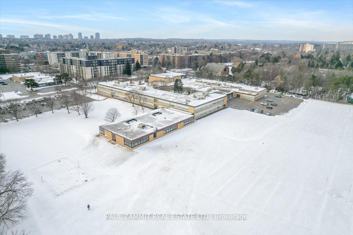 Photo 37 of 71 Morgan Avenue, Markham, Thornhill — HOMEH