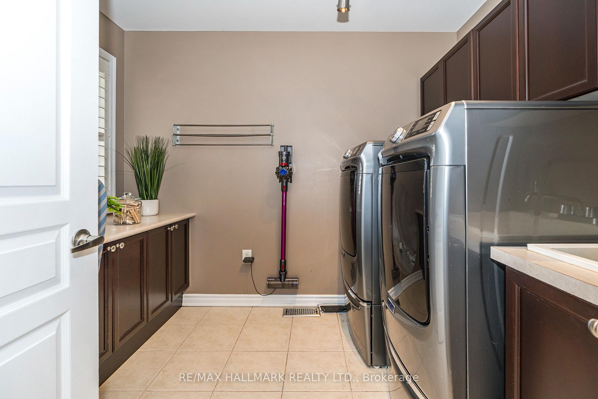 Photo 31 of 765 Boughton Crescent, Milton, Coates — HOMEH