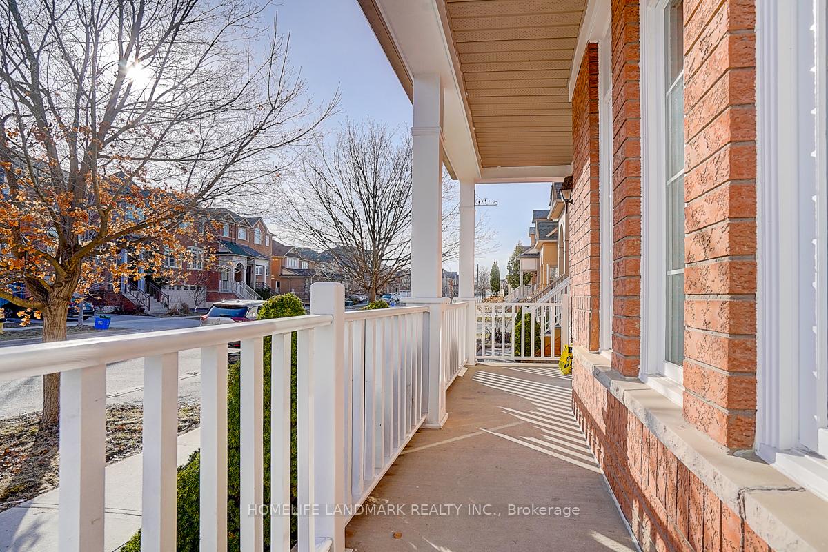 Photo 4 of 298 Harbord Street, Markham, Berczy — HOMEH