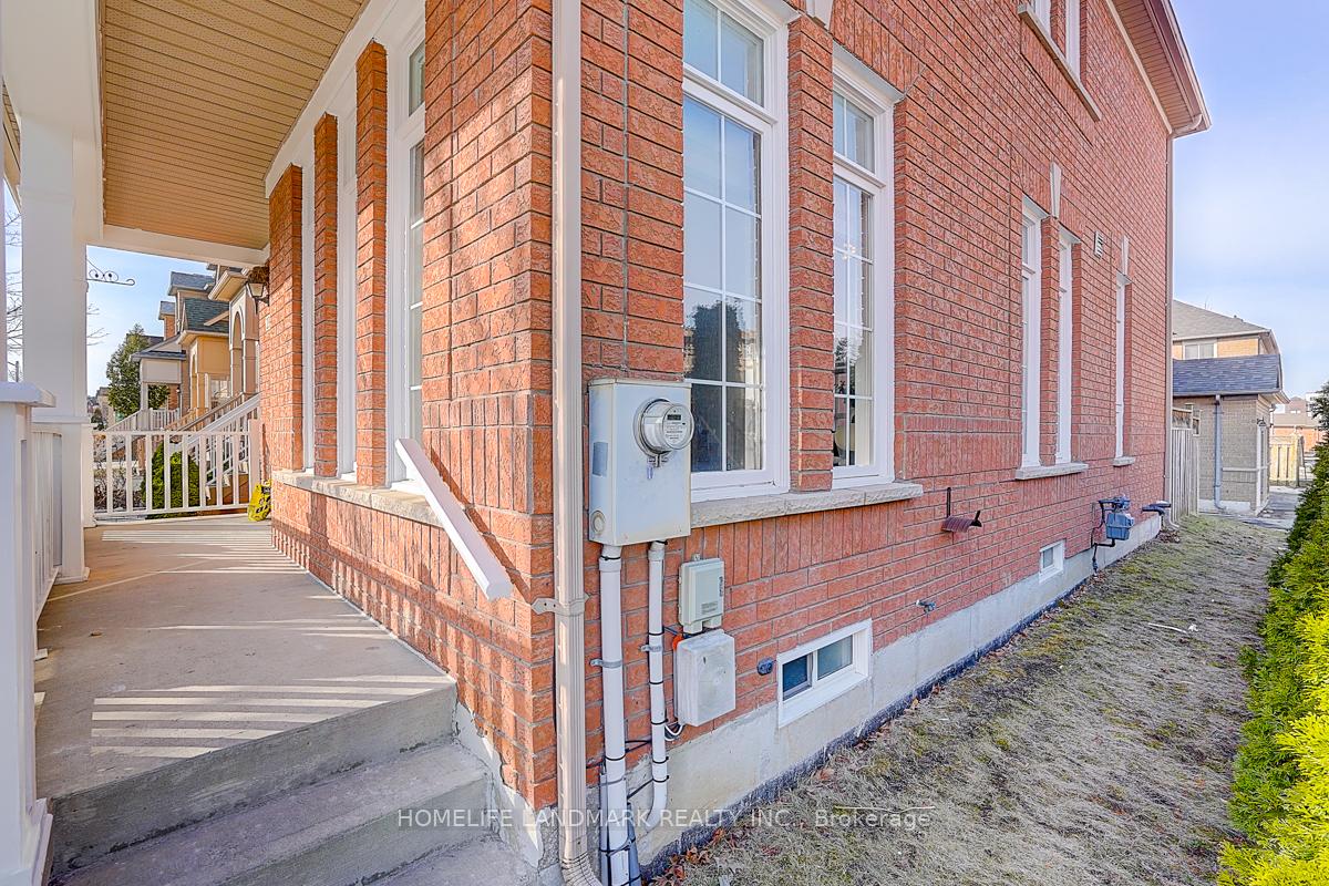 Photo 45 of 298 Harbord Street, Markham, Berczy — HOMEH