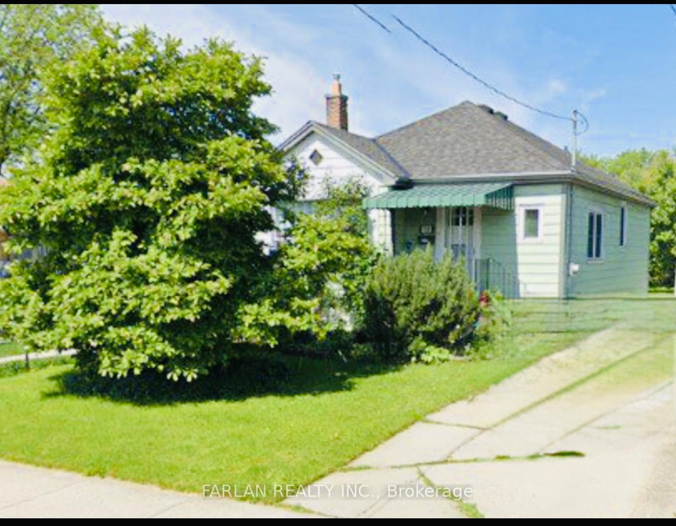 Front of Unit Main, 158 East 24th Street