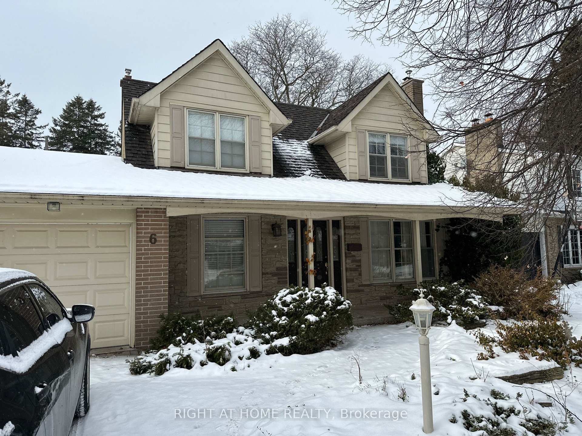 Photo 4 of 6 Almond Avenue, Markham, Grandview — HOMEH