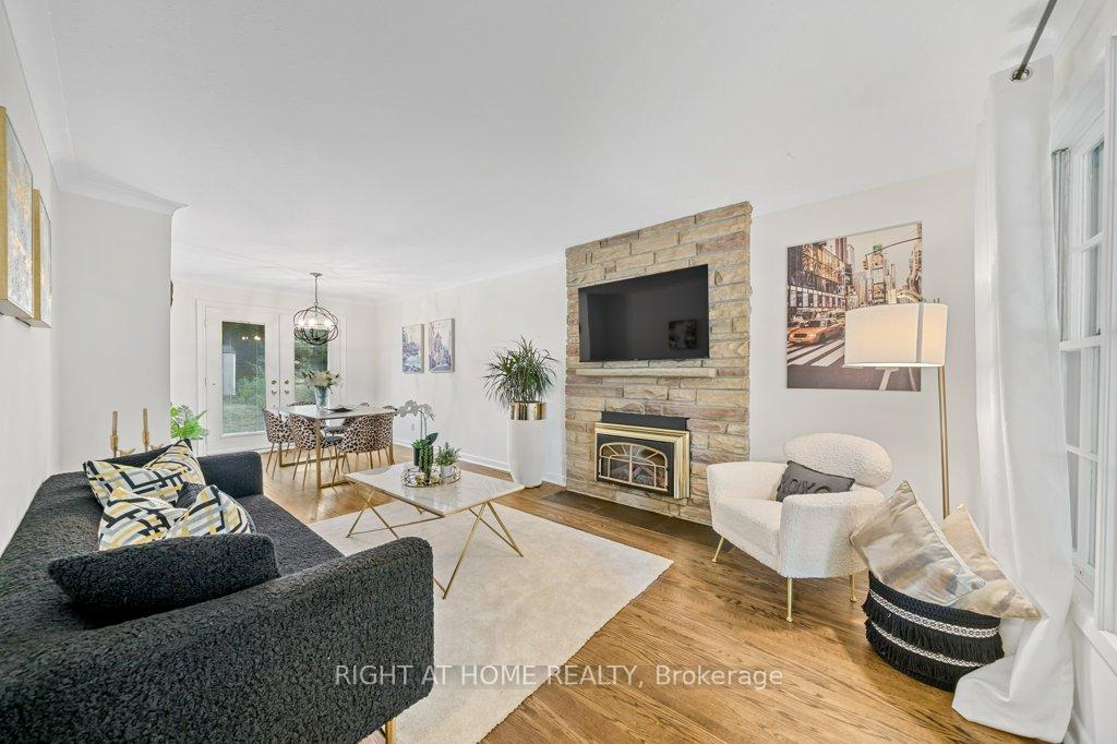 Photo 8 of 6 Almond Avenue, Markham, Grandview — HOMEH