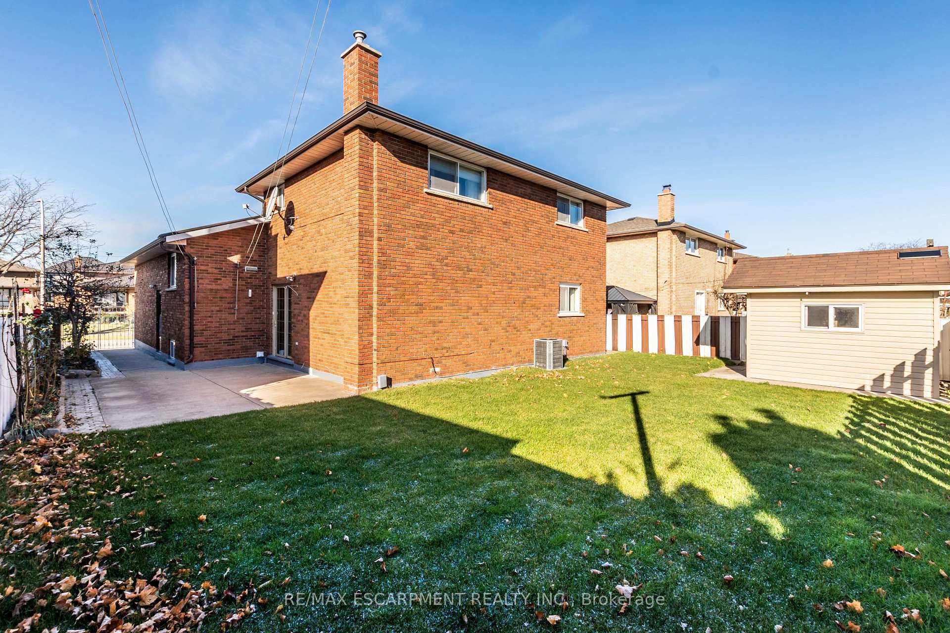 Photo 40 of Unit Upper, 62 Henley Drive, Hamilton, Stoney Creek — HOMEH