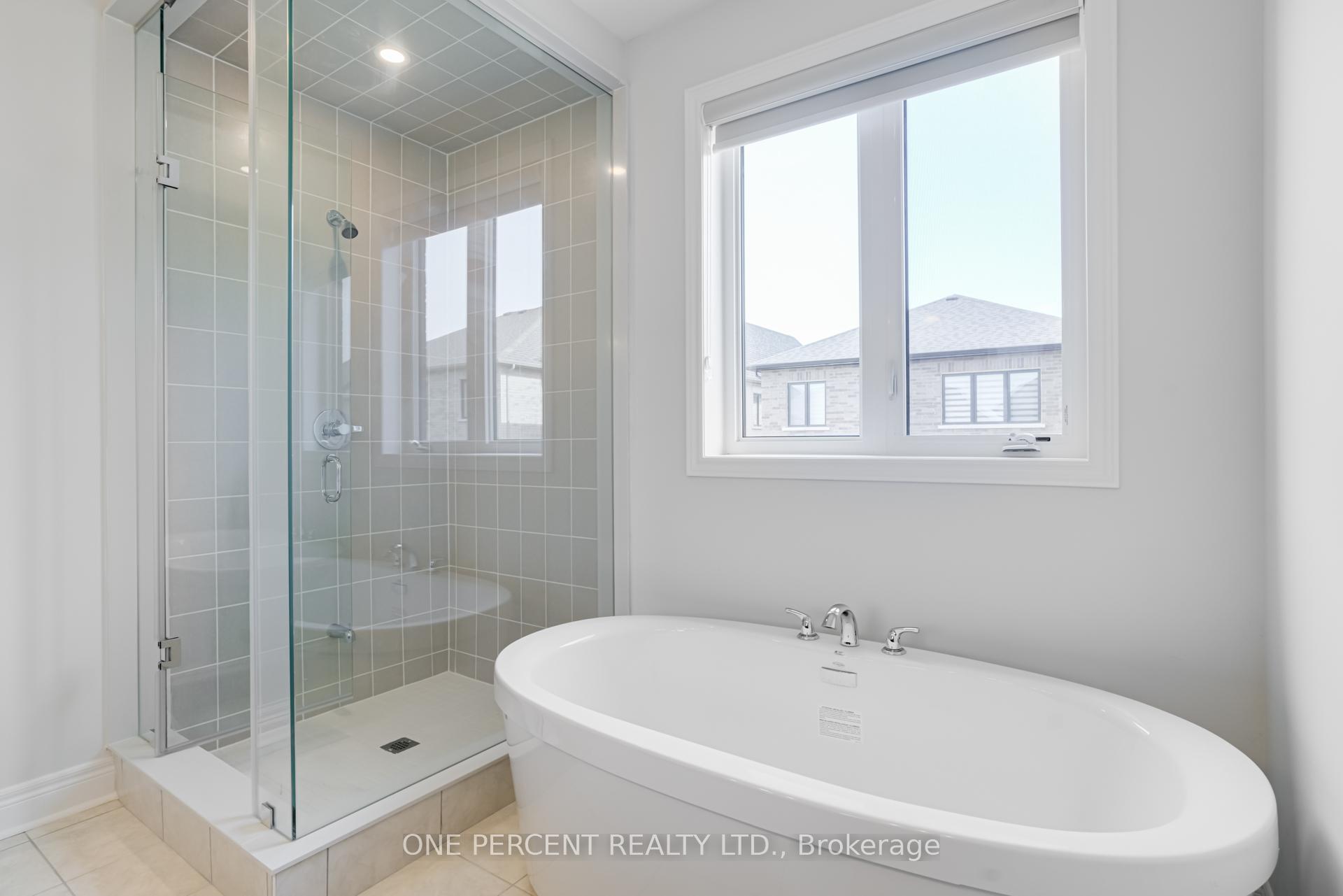 Photo 32 of 18 Lepp Drive, Markham, Middlefield — HOMEH