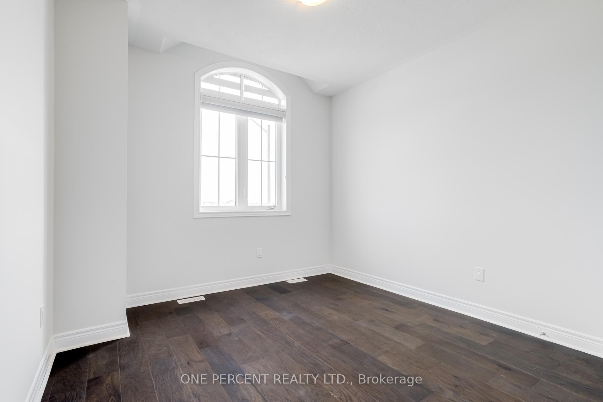 Photo 34 of 18 Lepp Drive, Markham, Middlefield — HOMEH