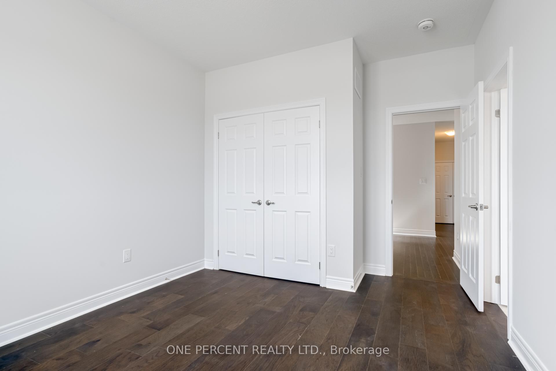 Photo 35 of 18 Lepp Drive, Markham, Middlefield — HOMEH