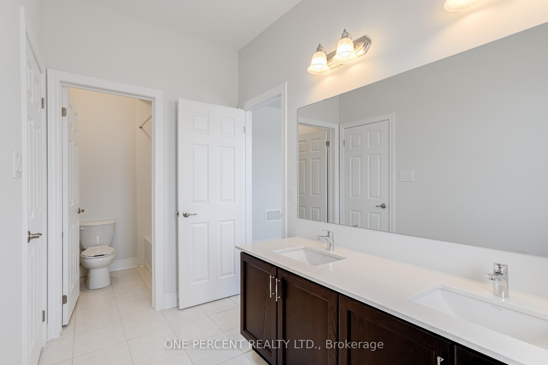 Photo 40 of 18 Lepp Drive, Markham, Middlefield — HOMEH