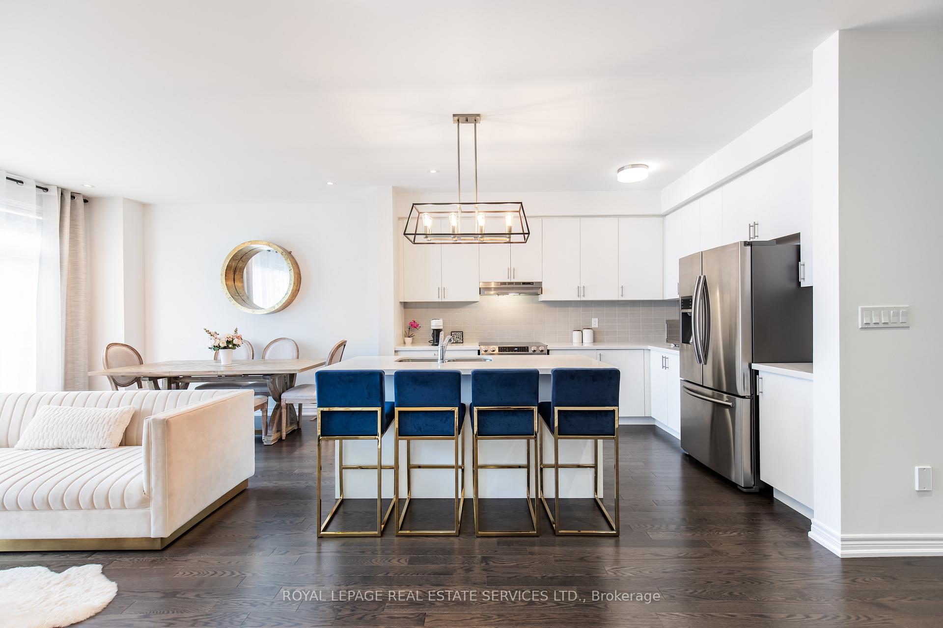 Photo 12 of 1342 Farmstead Drive, Milton, Ford — HOMEH
