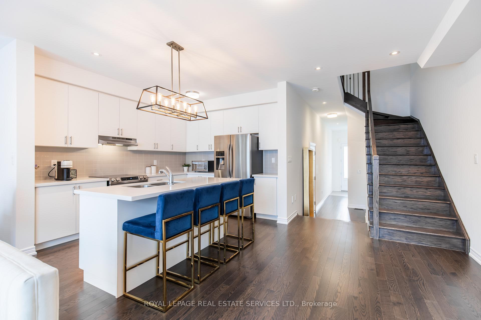 Photo 8 of 1342 Farmstead Drive, Milton, Ford — HOMEH
