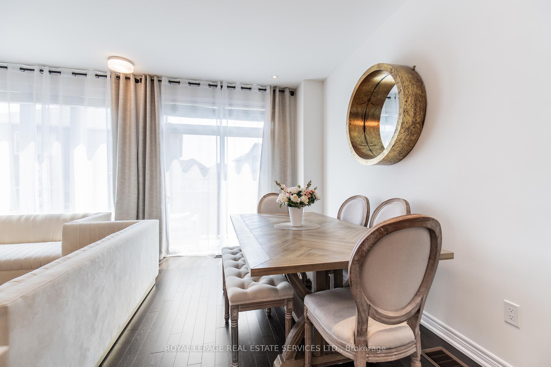 Photo 17 of 1342 Farmstead Drive, Milton, Ford — HOMEH