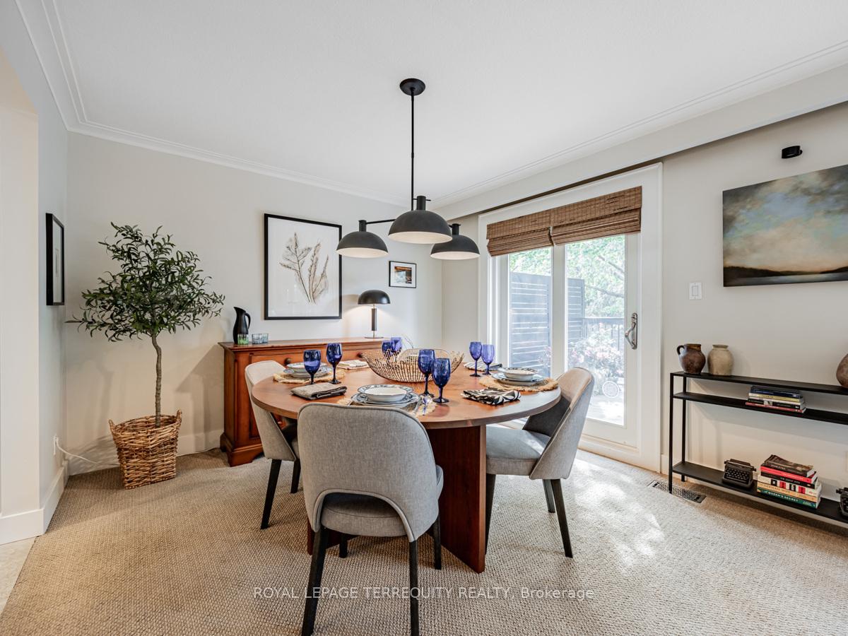 Photo 9 of 8 Arrowflight Drive, Markham, Bullock — HOMEH