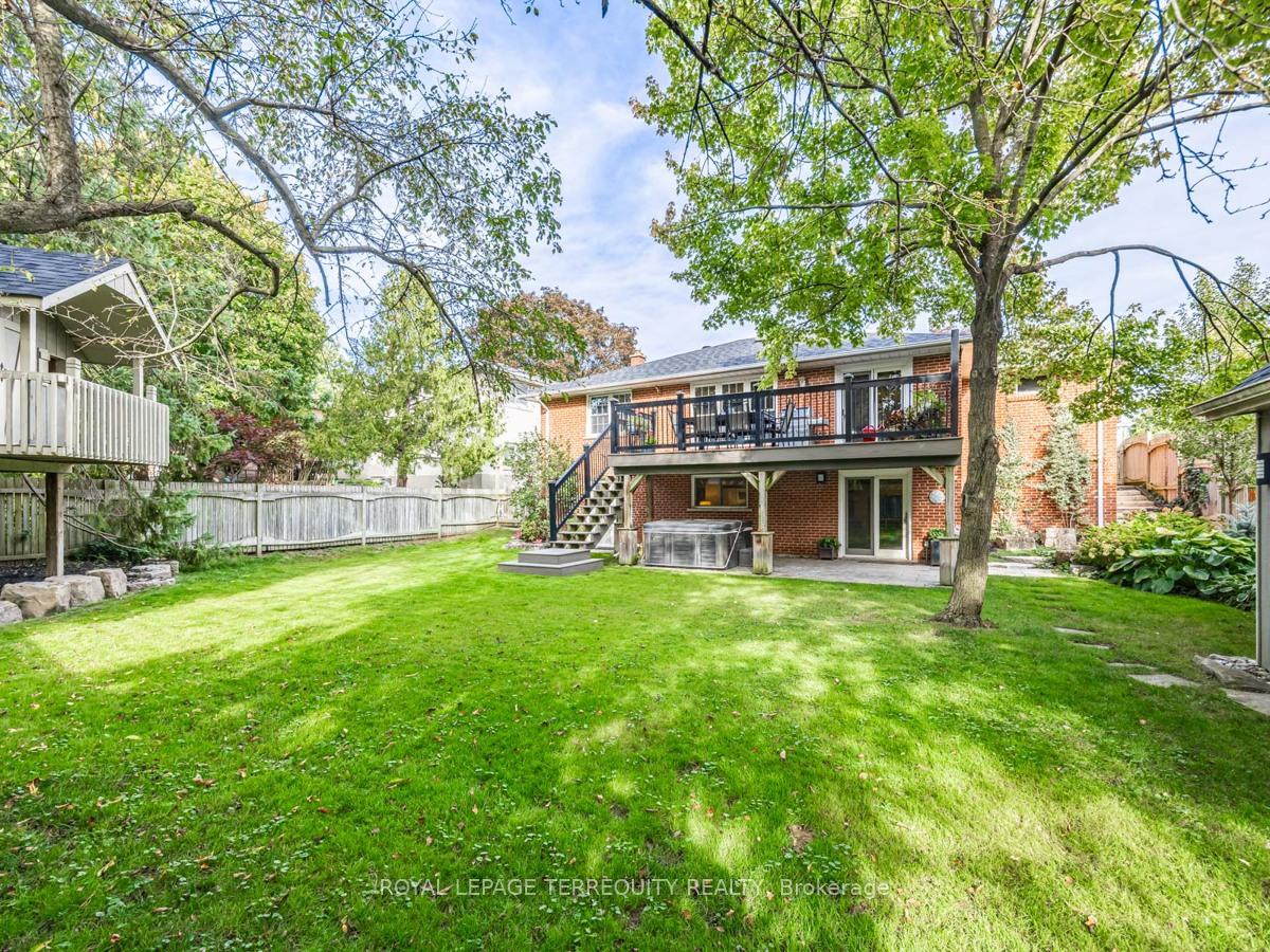 Photo 33 of 8 Arrowflight Drive, Markham, Bullock — HOMEH