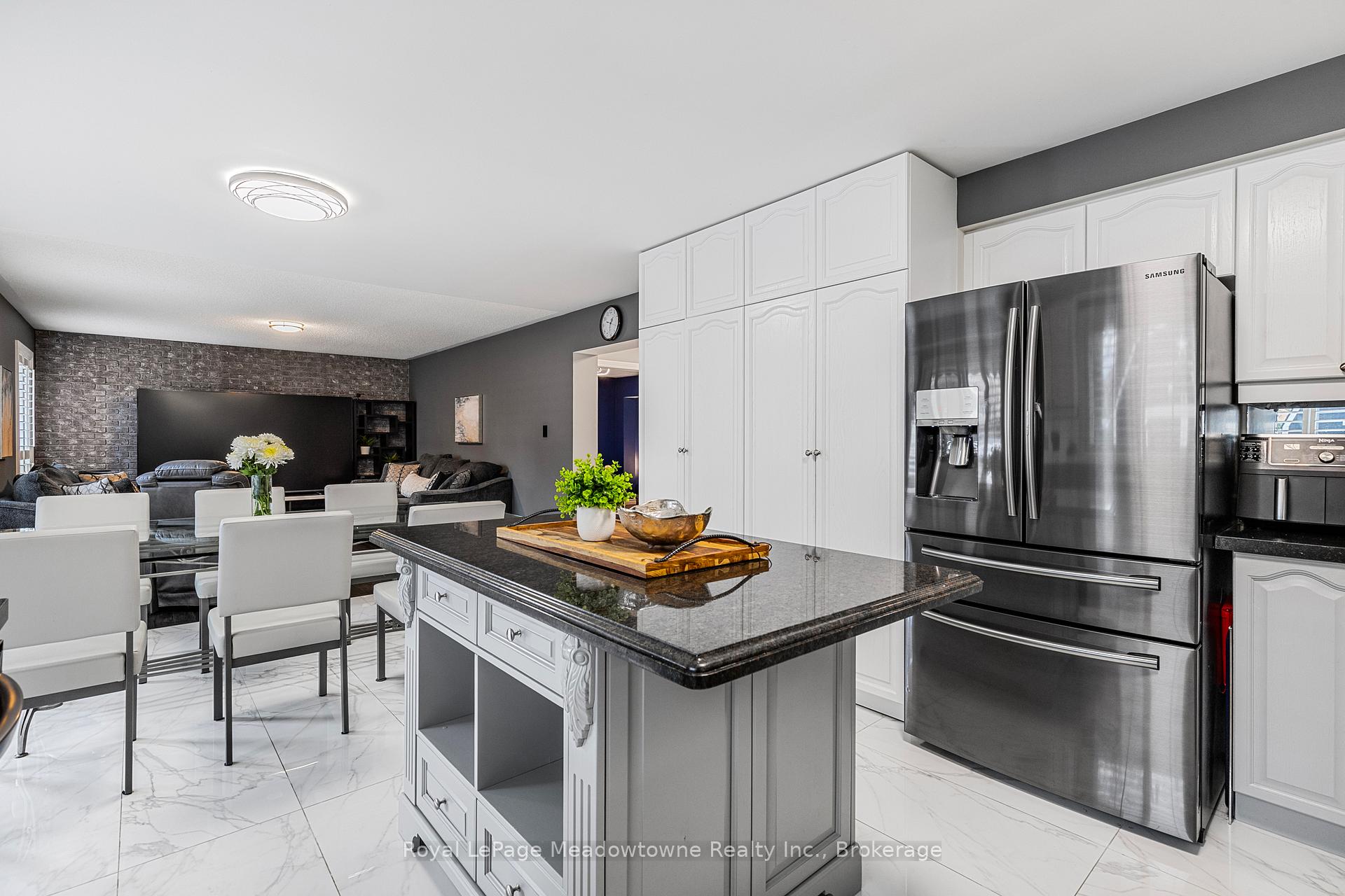 Photo 10 of 1235 Field Drive, Milton, Clarke — HOMEH