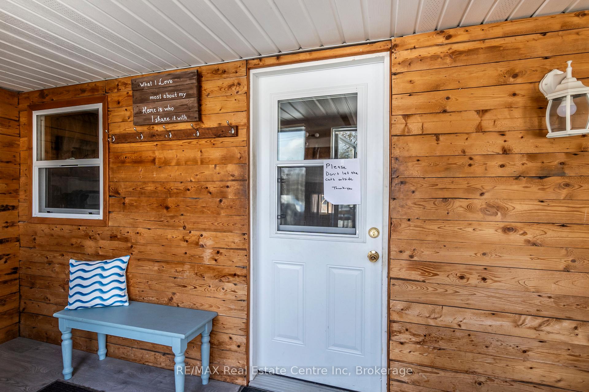 Photo 2 of 9034 Guelph Junction Road, Milton, Rural Milton West — HOMEH