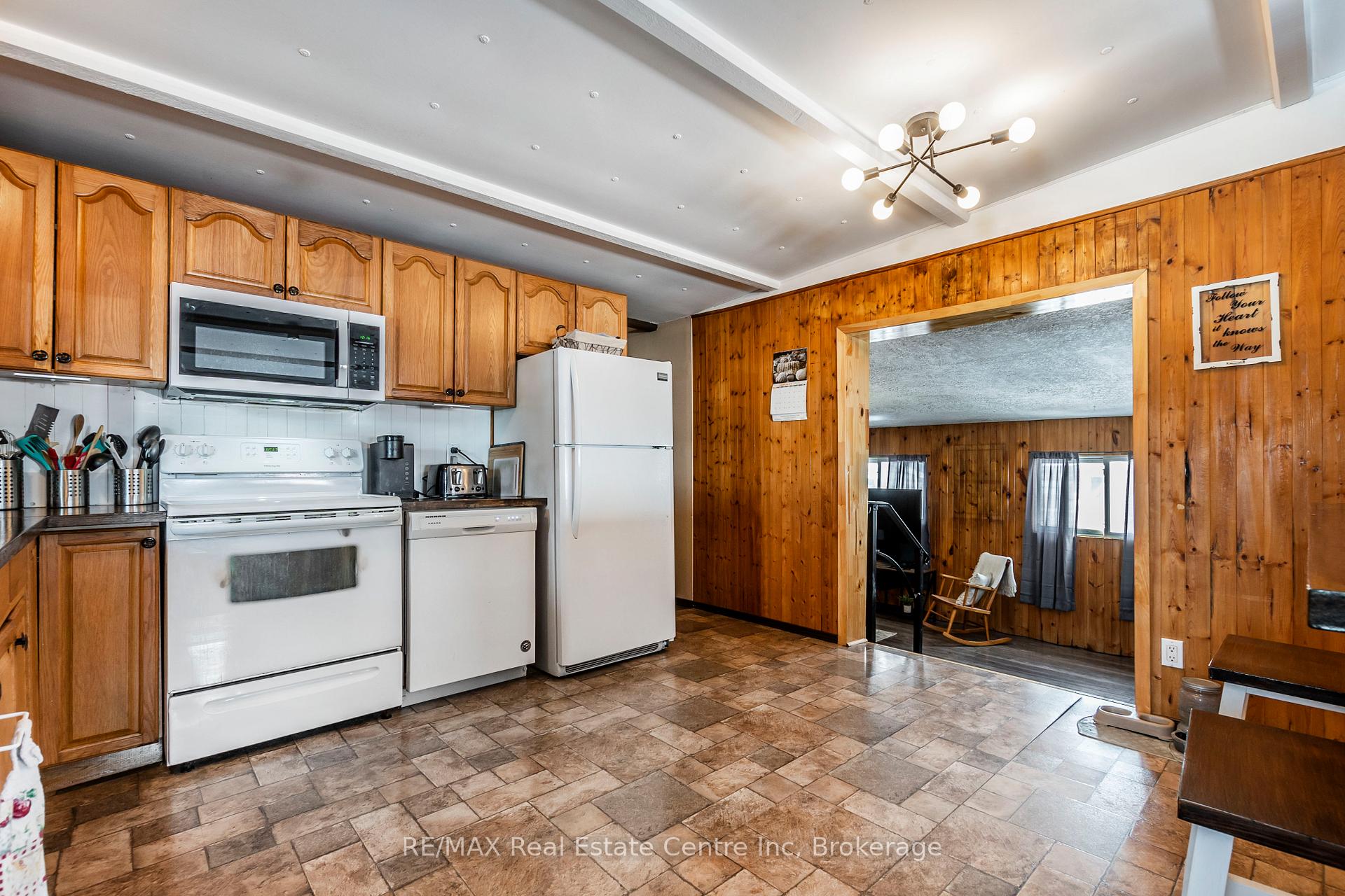 Photo 17 of 9034 Guelph Junction Road, Milton, Rural Milton West — HOMEH
